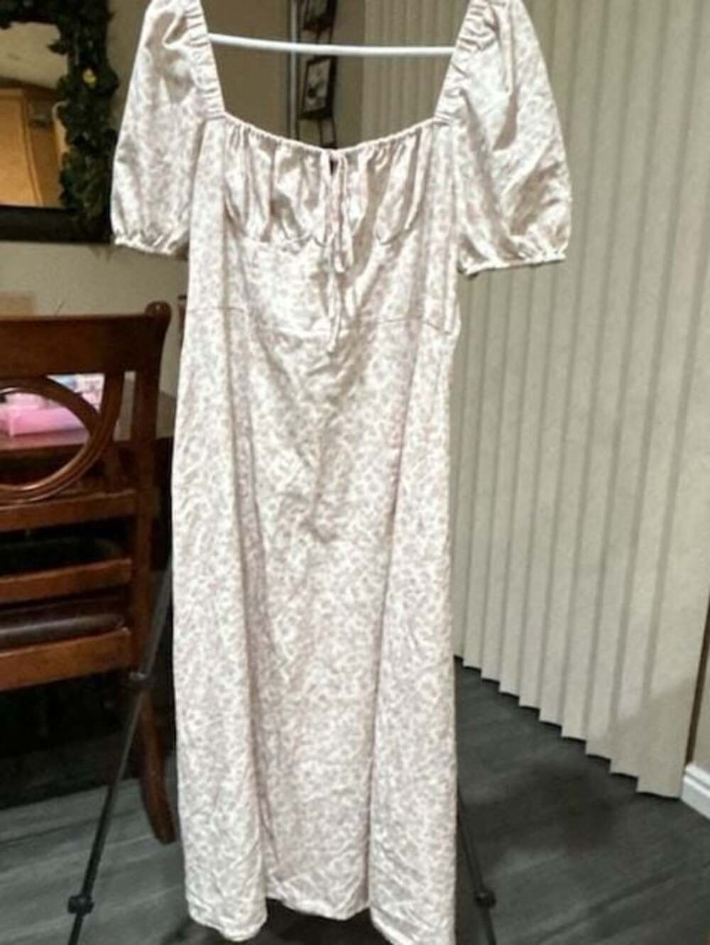 Cider Floral Print Puff Sleeve Square Neck Midi Dress
